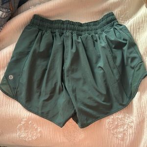 Lululemon hotty hot shorts